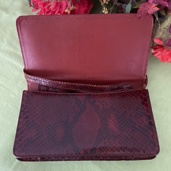 Vintage genuine python skin bag. - Picture 13 of 16